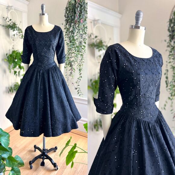Vintage 1950s Dress 50s Black Embroidered Eyelet Circle Skirt Evening Midi Gown